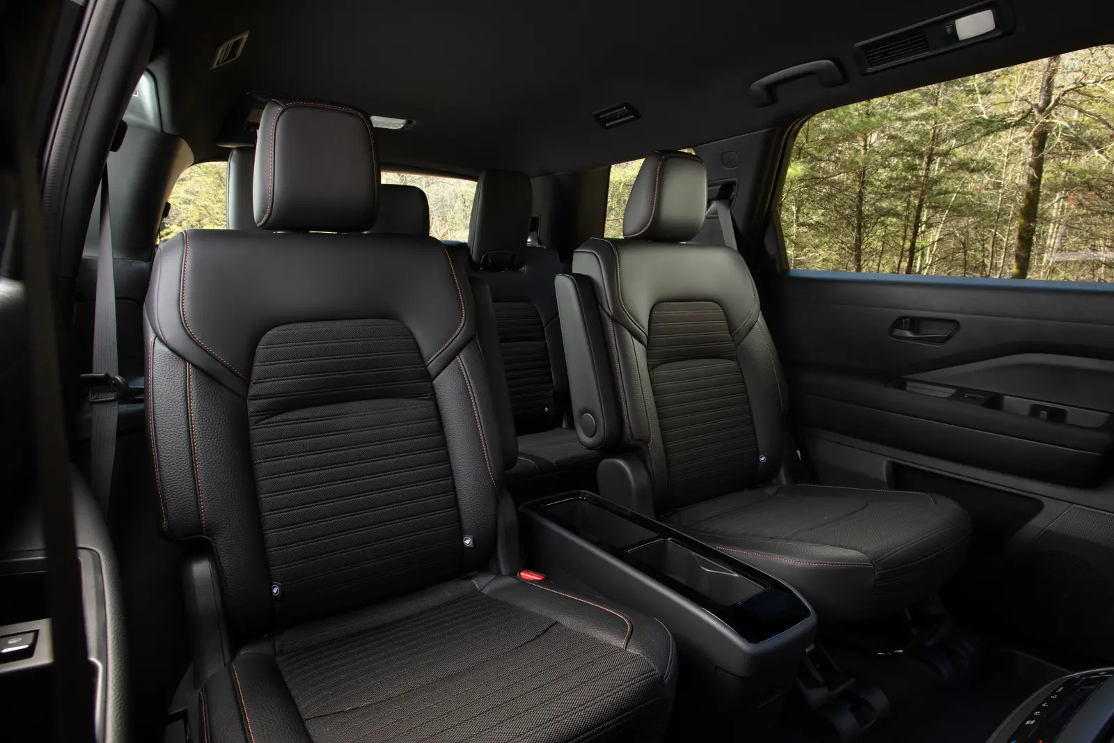 Nissan Pathfinder 2025 Platinum Interior